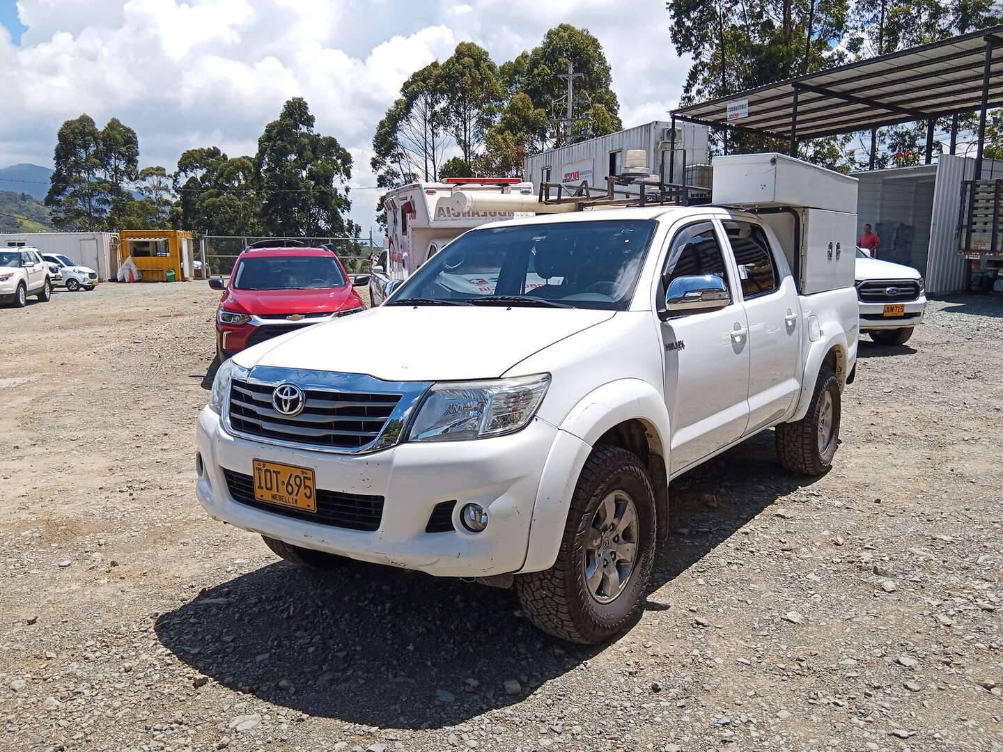 Toyota - Hilux - 2016