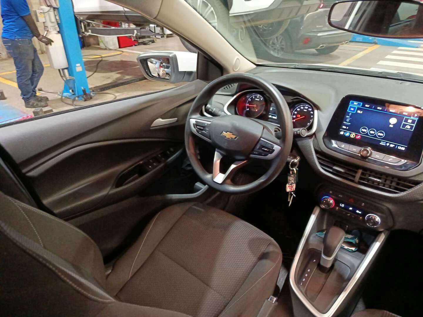 Chevrolet - Onix - 2025