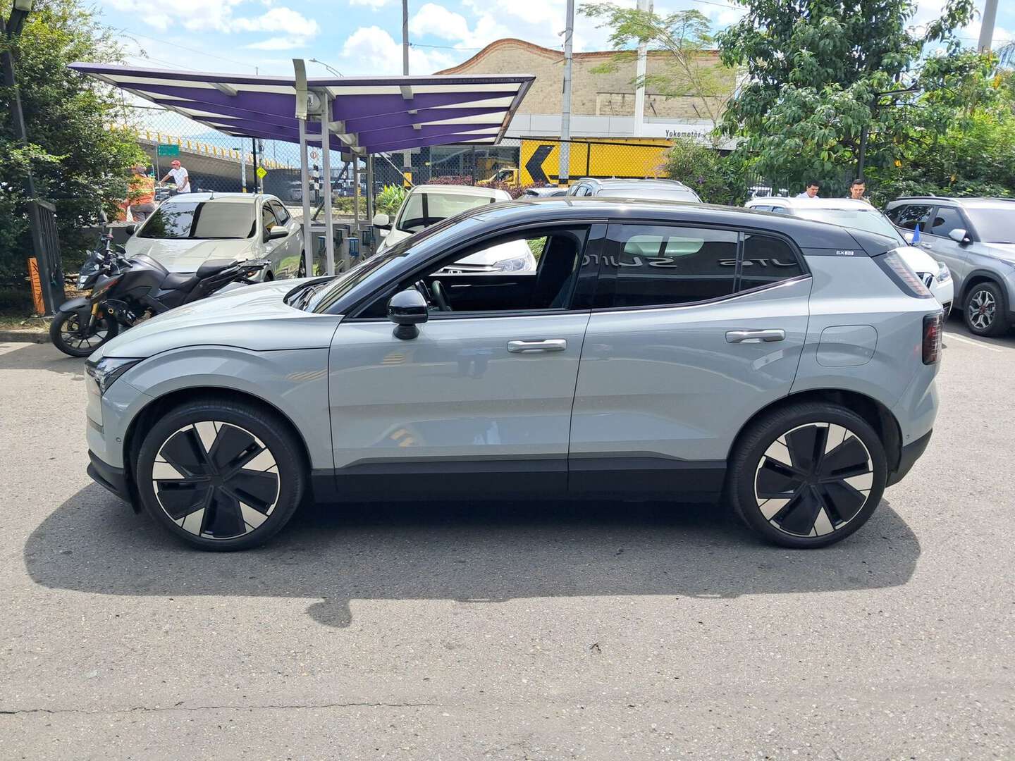 Volvo - XC30 - 2024