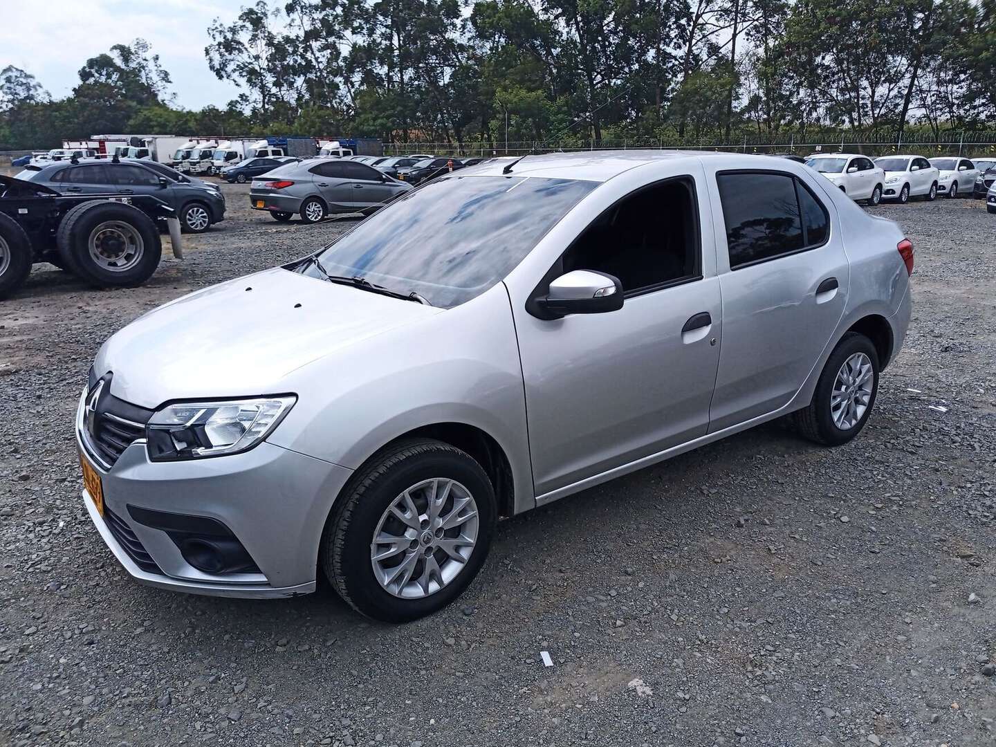 Renault - Logan - 2023