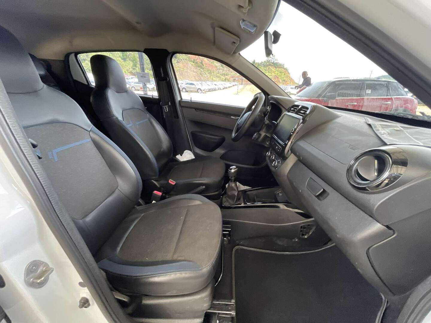 Renault - Kwid - 2024