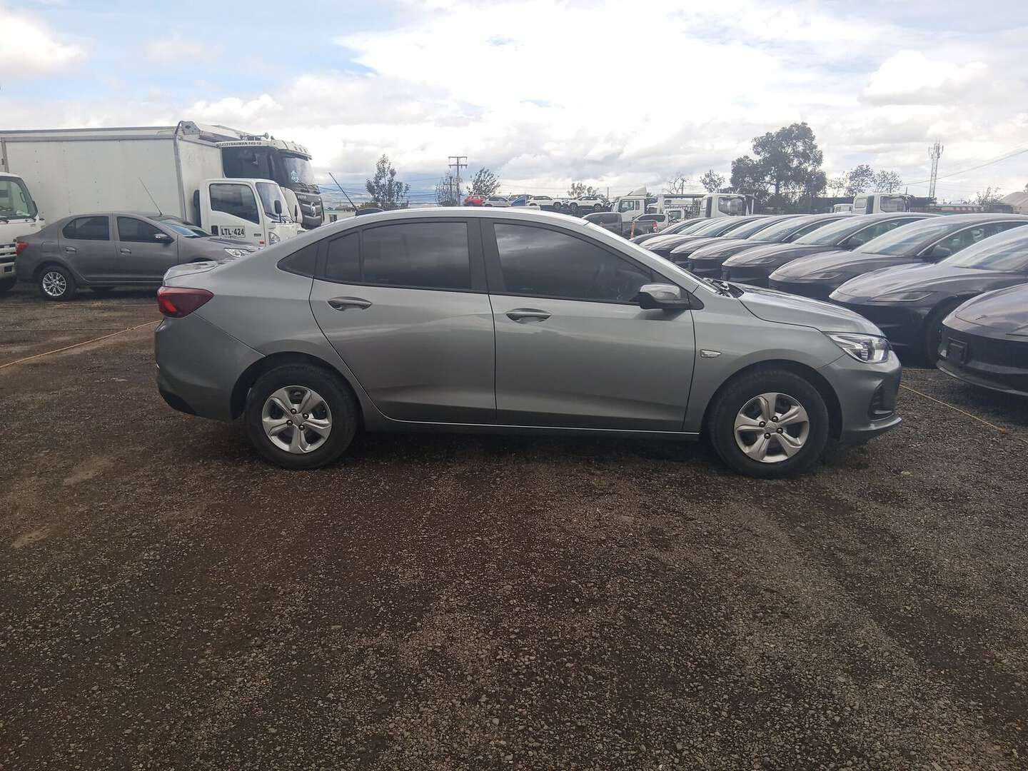 Chevrolet - Onix - 2025