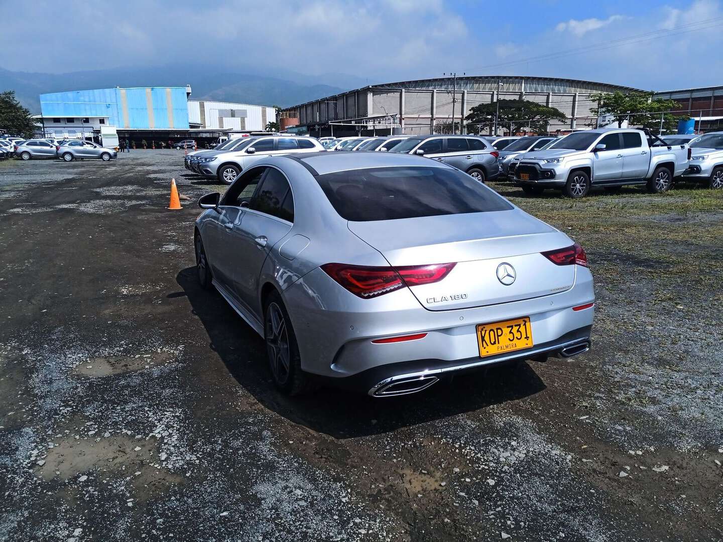 Mercedes Benz - CLA180 - 2022