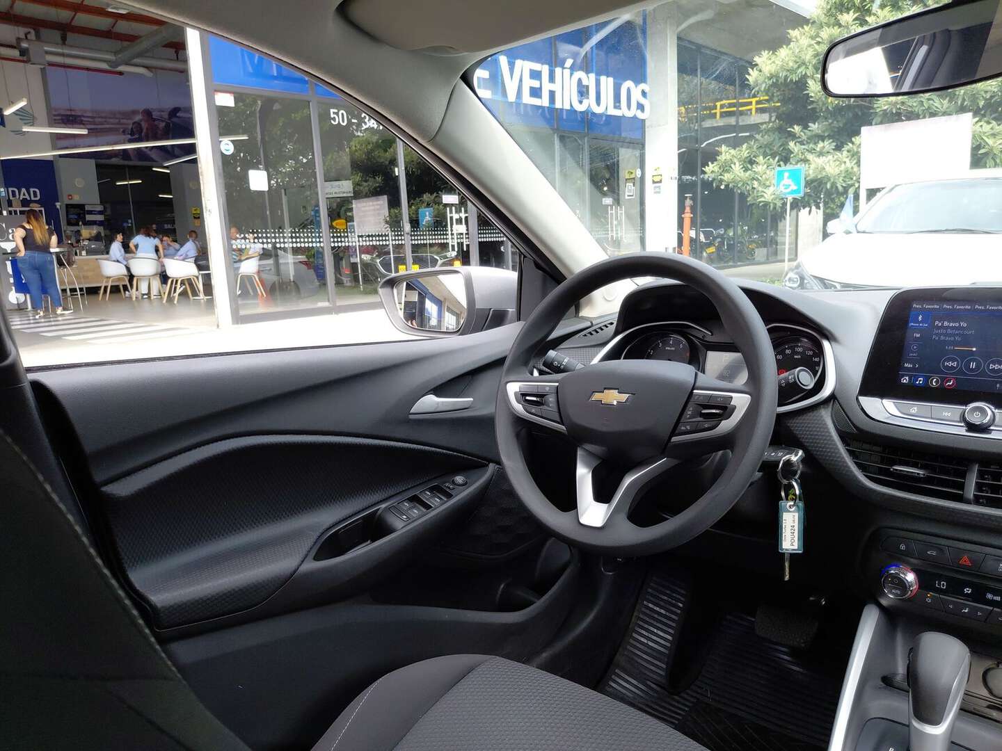 Chevrolet - Onix - 2025