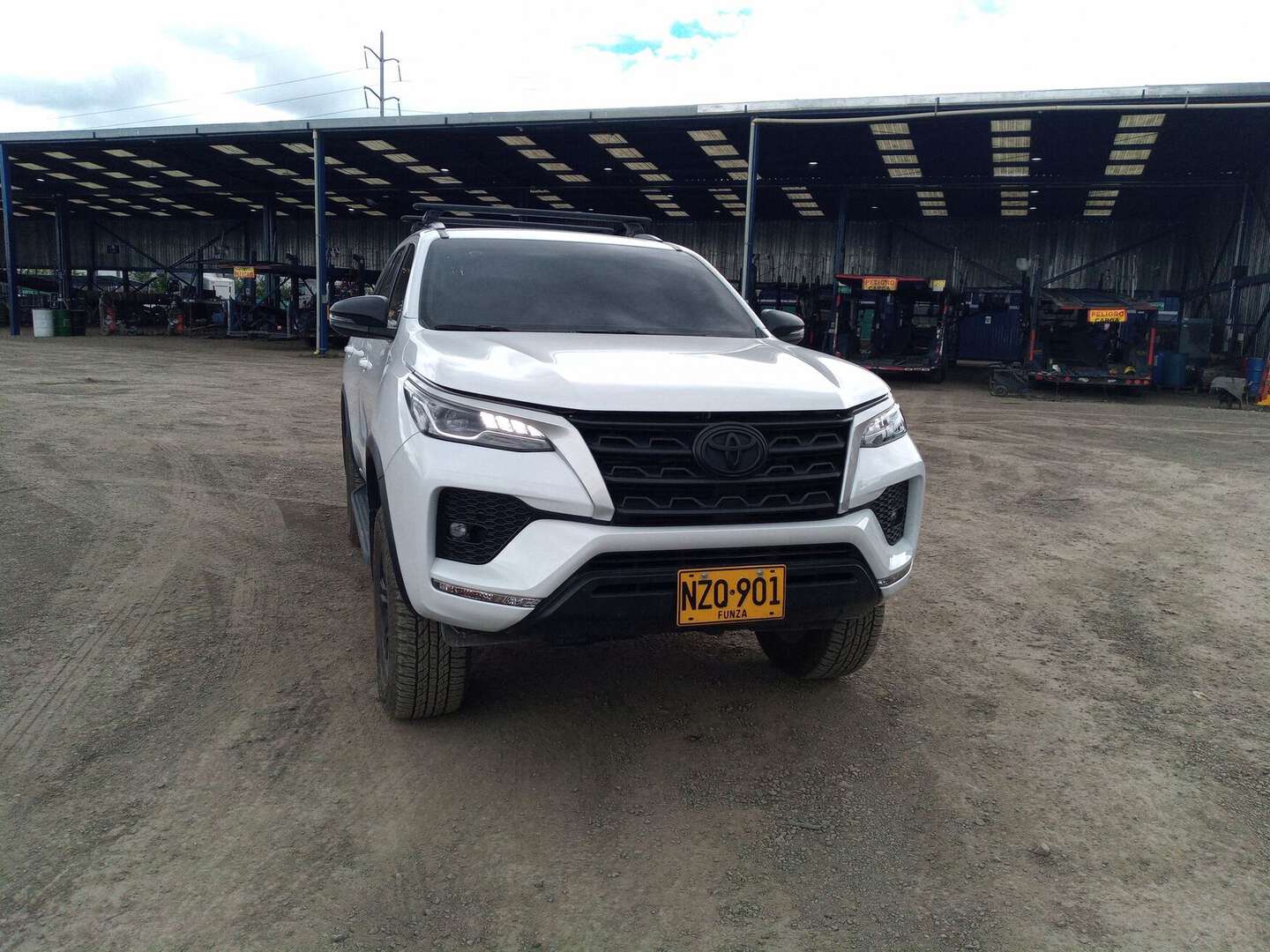 Toyota - Fortuner - 2024