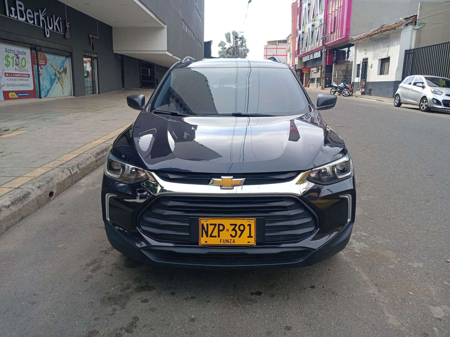 Chevrolet - Tracker - 2025
