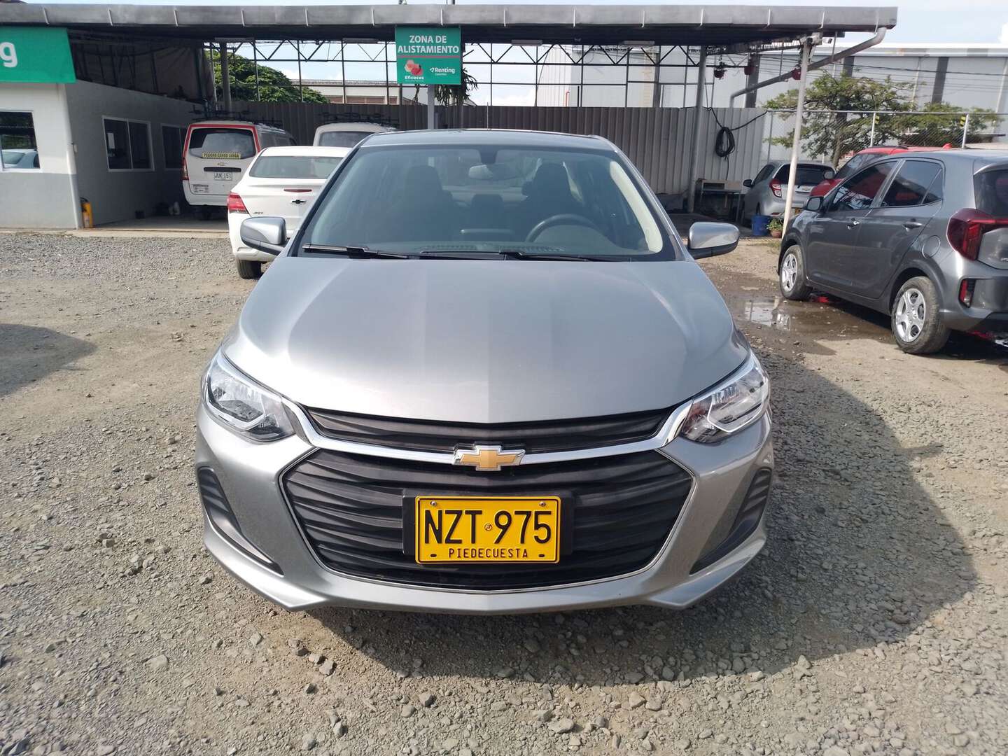 Chevrolet - Onix - 2025
