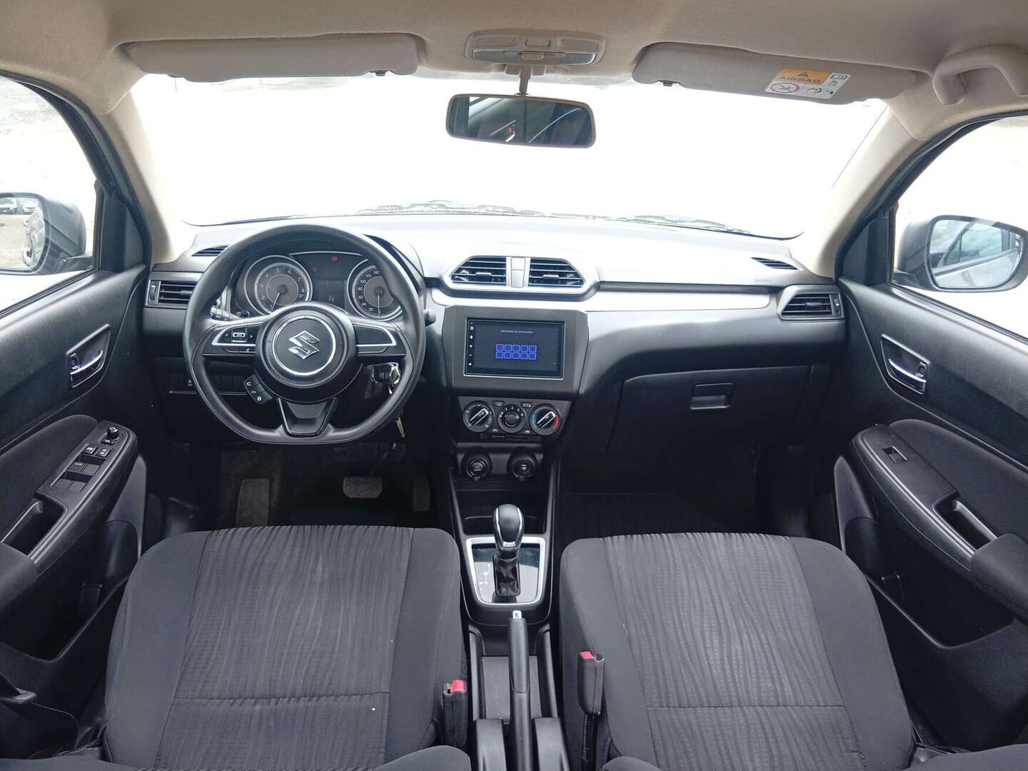 Suzuki - Swift - 2023