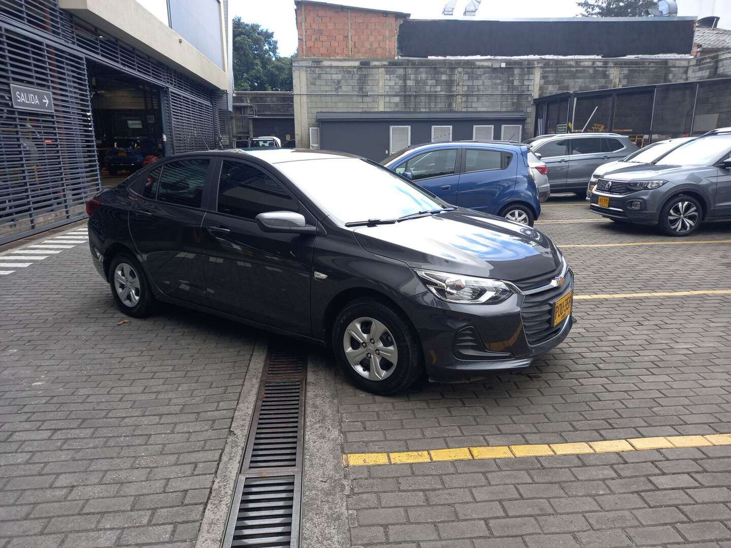 Chevrolet - Onix - 2025