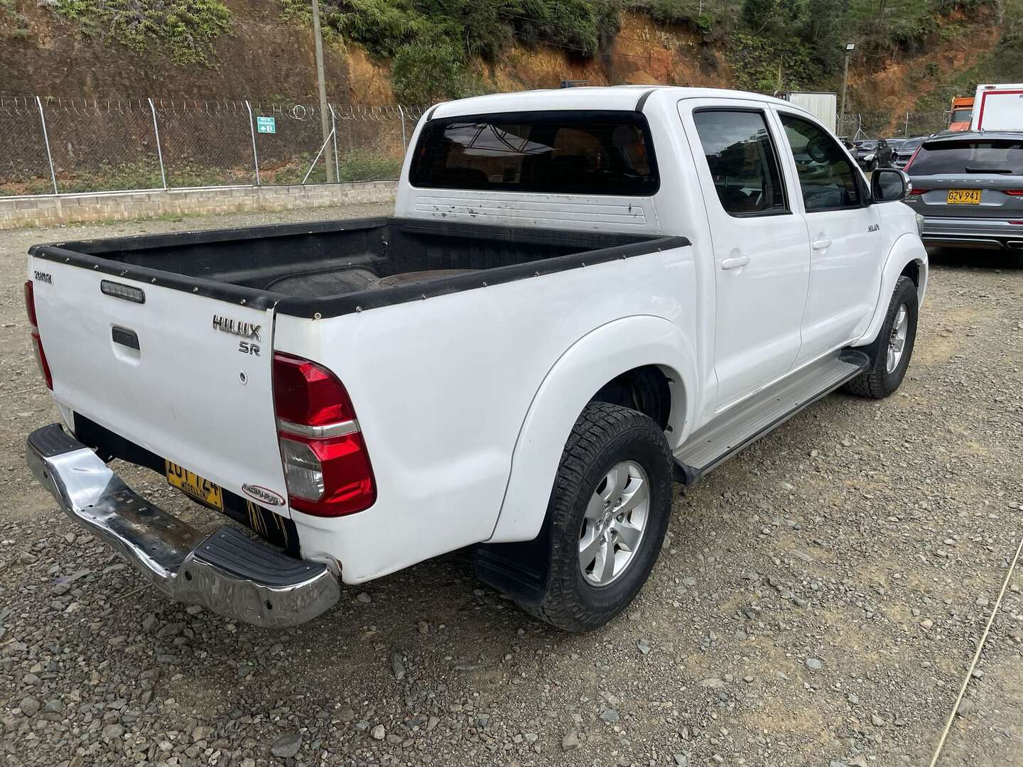 Toyota - Hilux - 2016