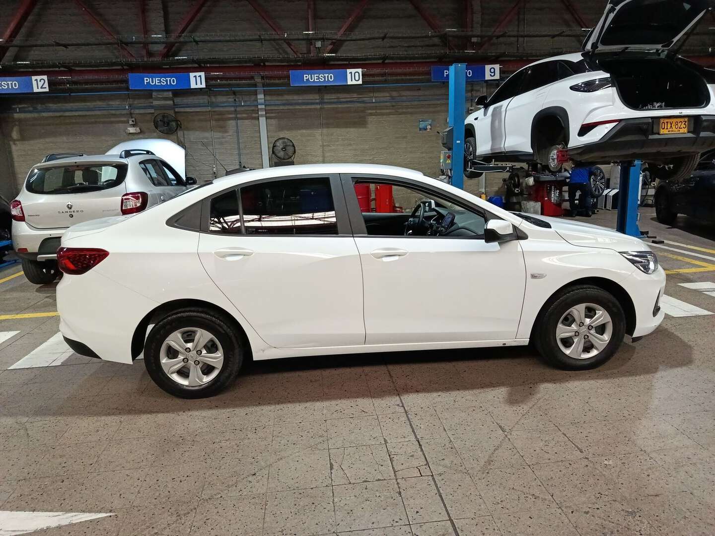 Chevrolet - Onix - 2025