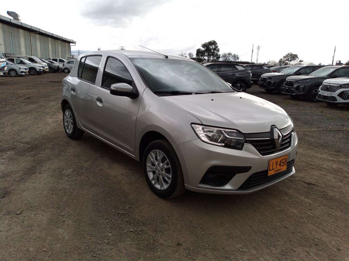Renault - Sandero - 2023