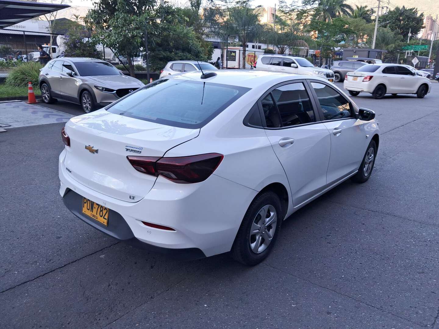 Chevrolet - Onix - 2025