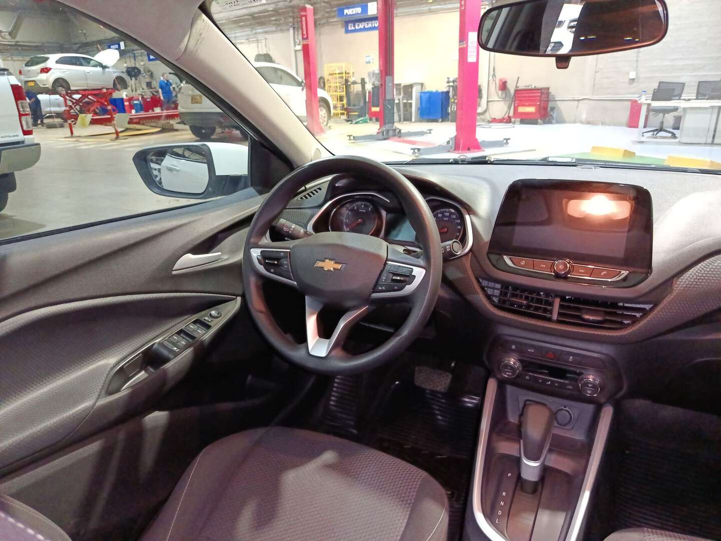 Chevrolet - Onix - 2025