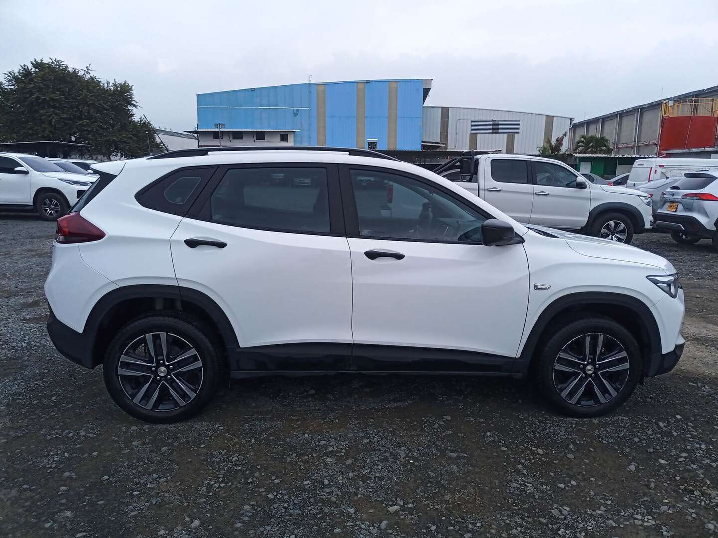 Chevrolet - Tracker - 2025