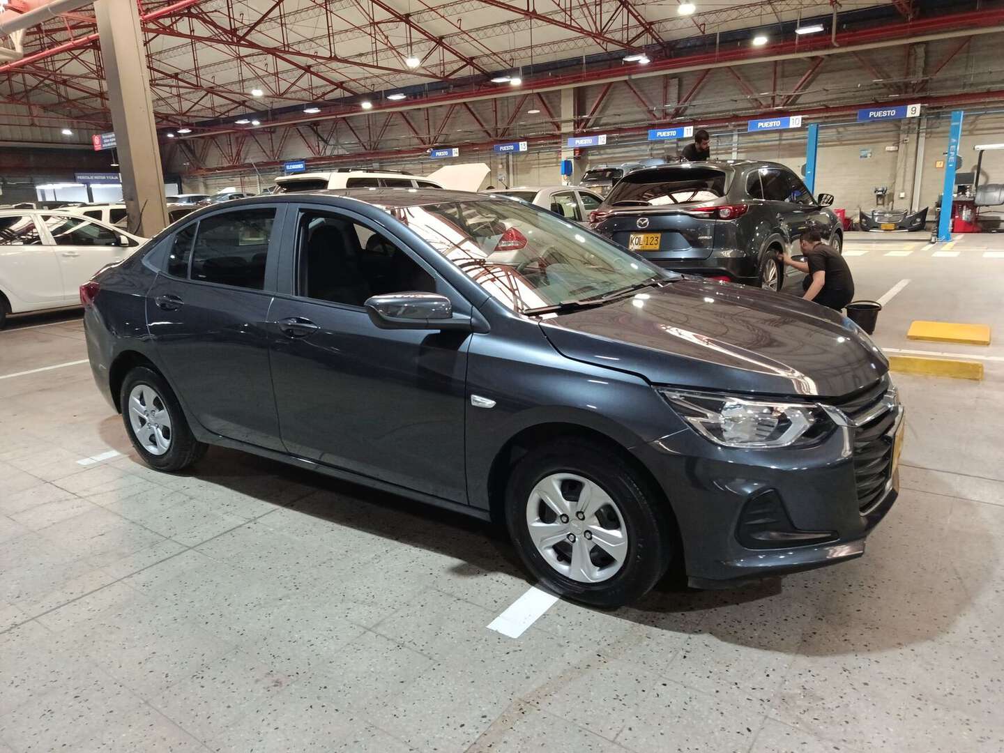 Chevrolet - Onix - 2025
