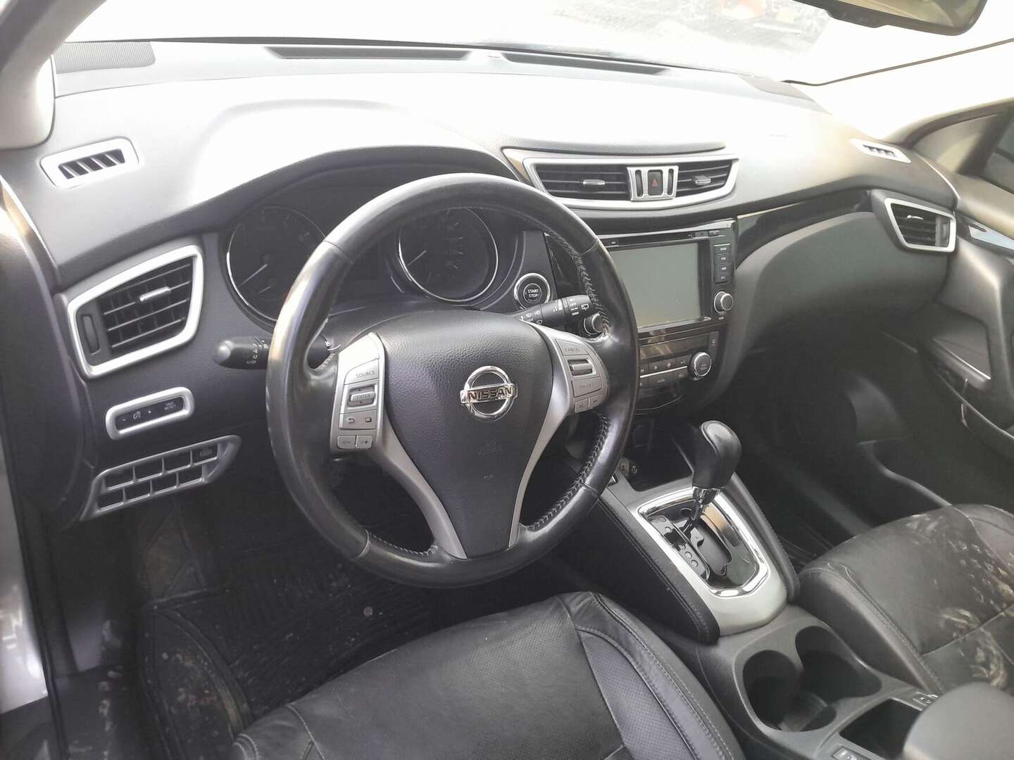 Nissan - Qashqai - 2015