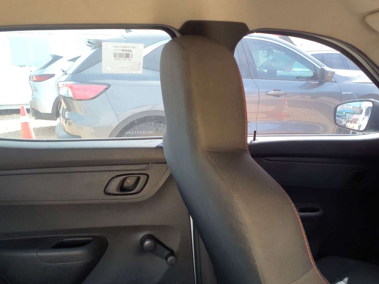 Renault - Kwid - 2024