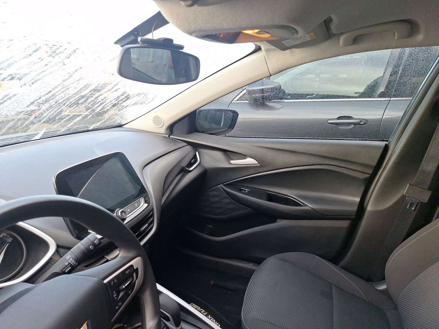 Chevrolet - Onix - 2025