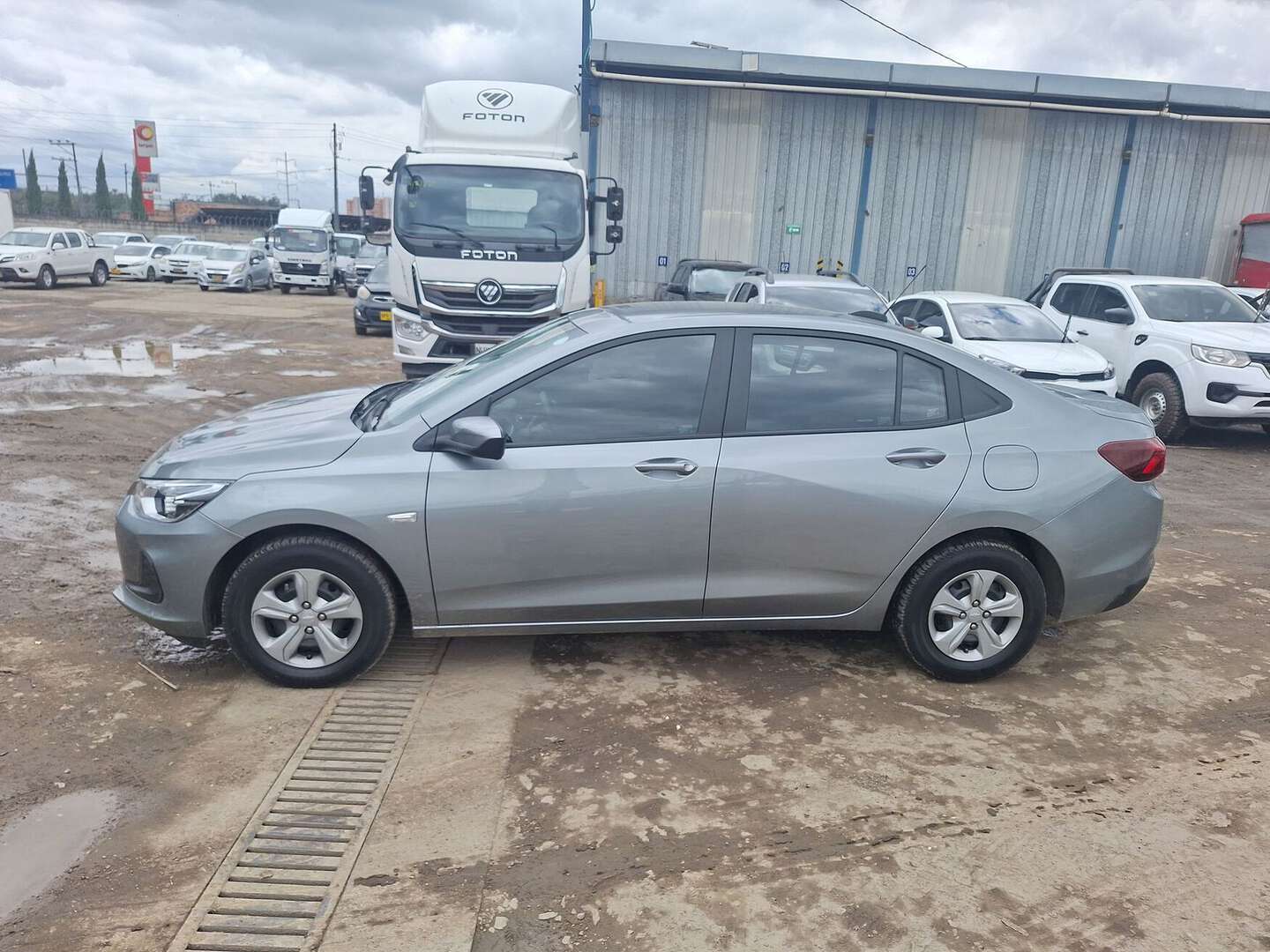Chevrolet - Onix - 2025