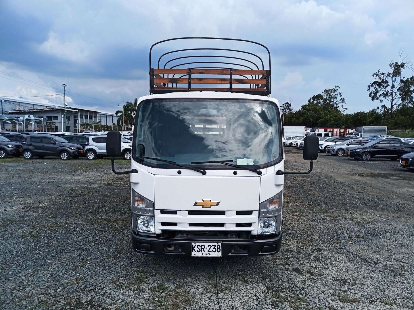Chevrolet - NHR Doble - 2022
