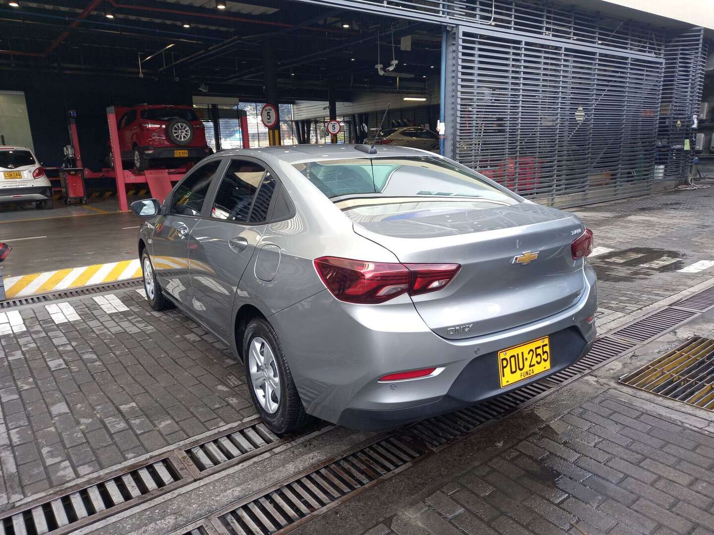 Chevrolet - Onix - 2025