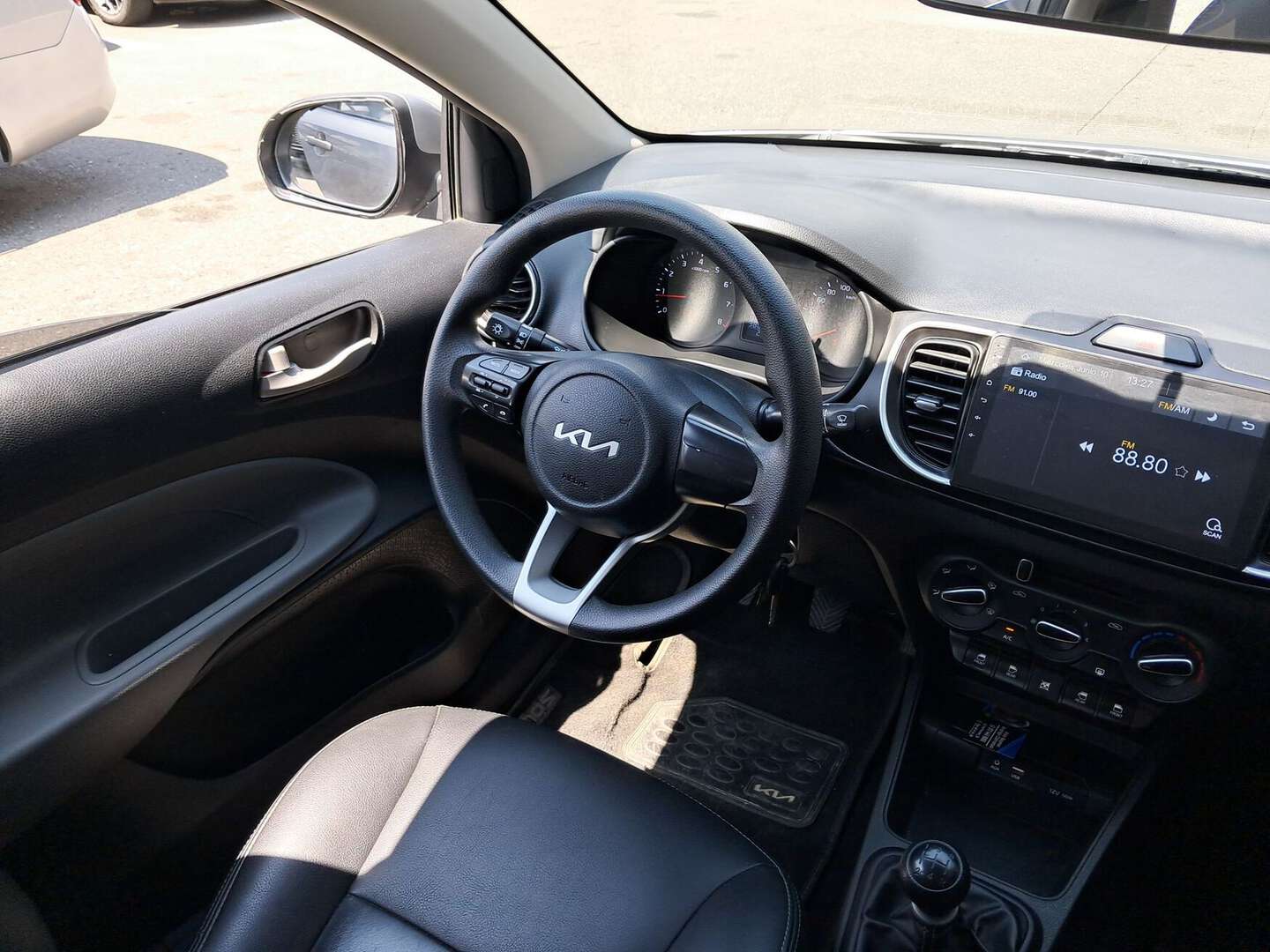 Kia - Soluto - 2026