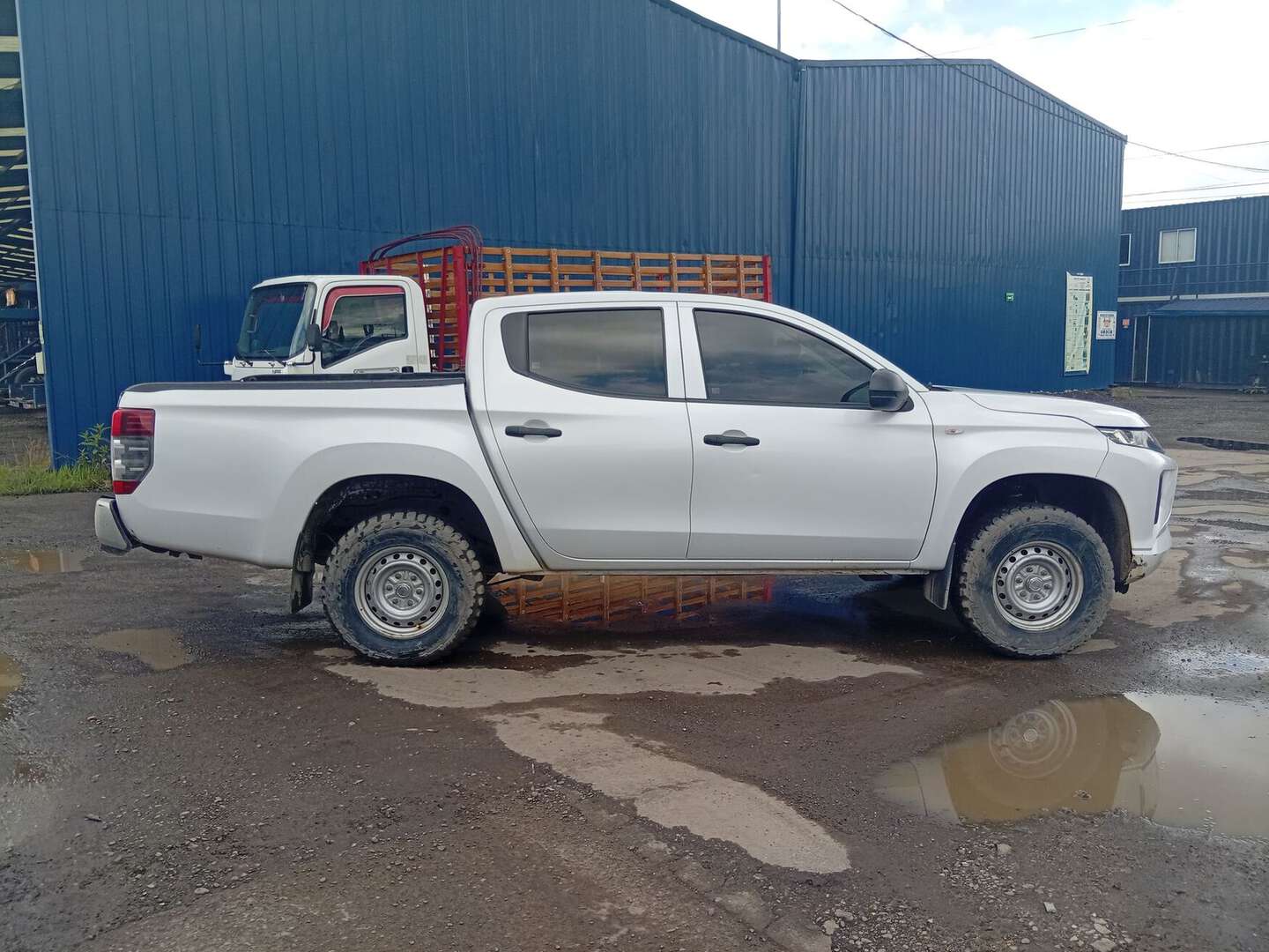 Mitsubishi - L200 - 2023