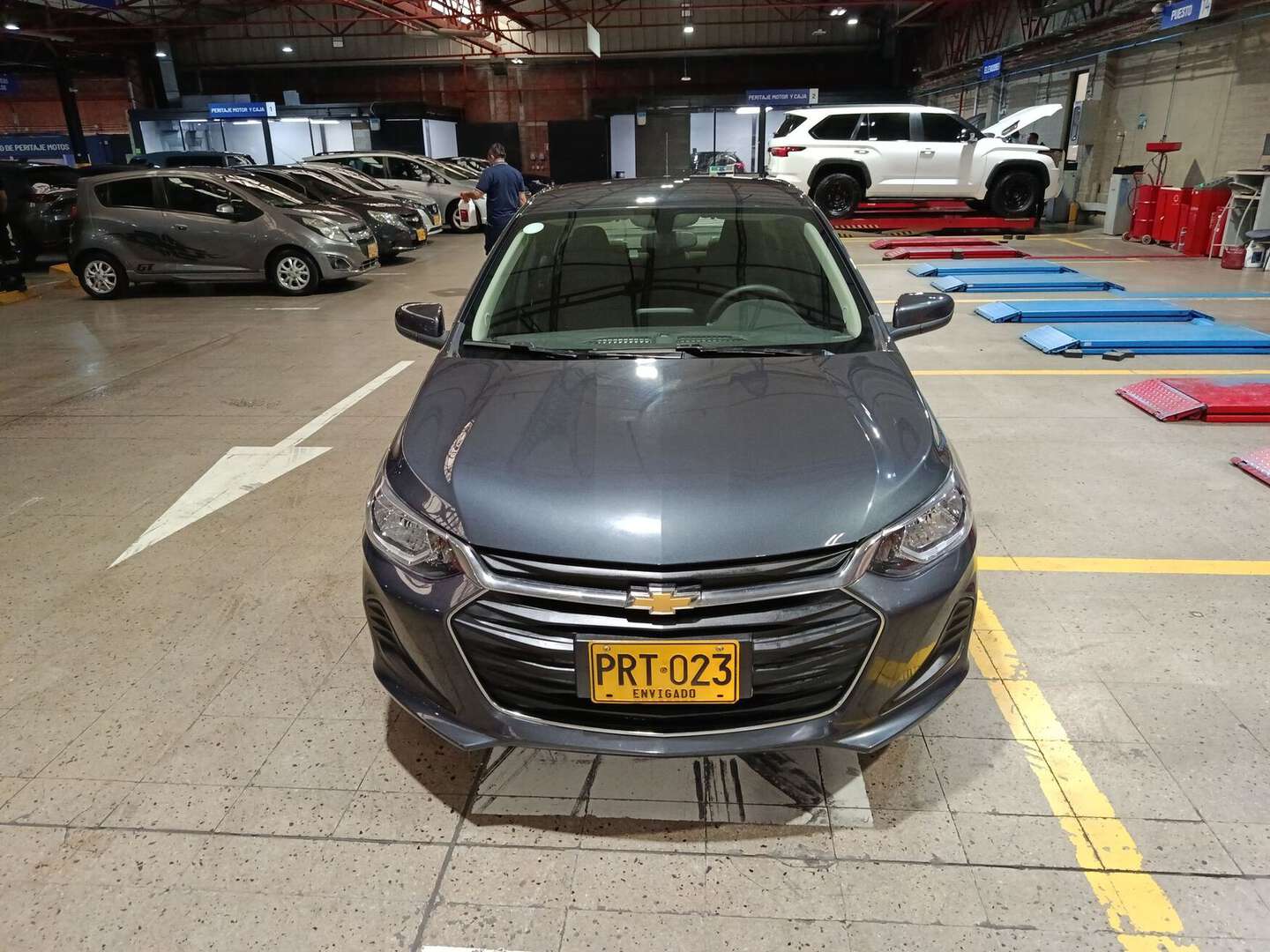Chevrolet - Onix - 2025