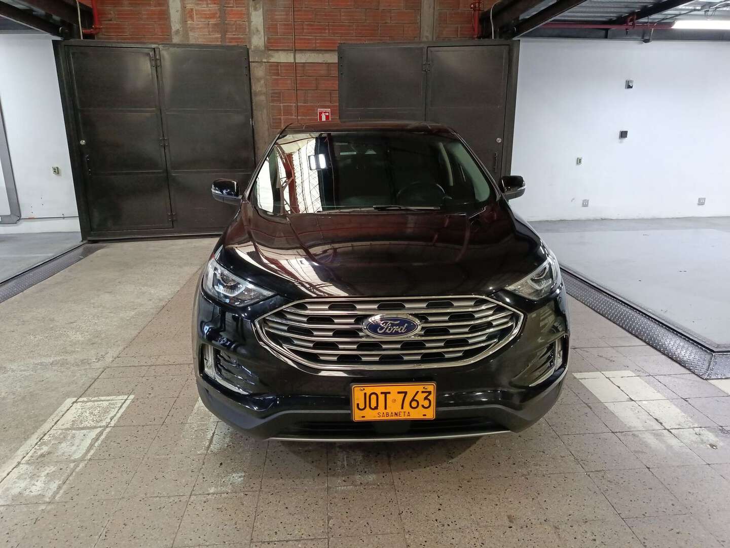 Ford - Edge - 2020