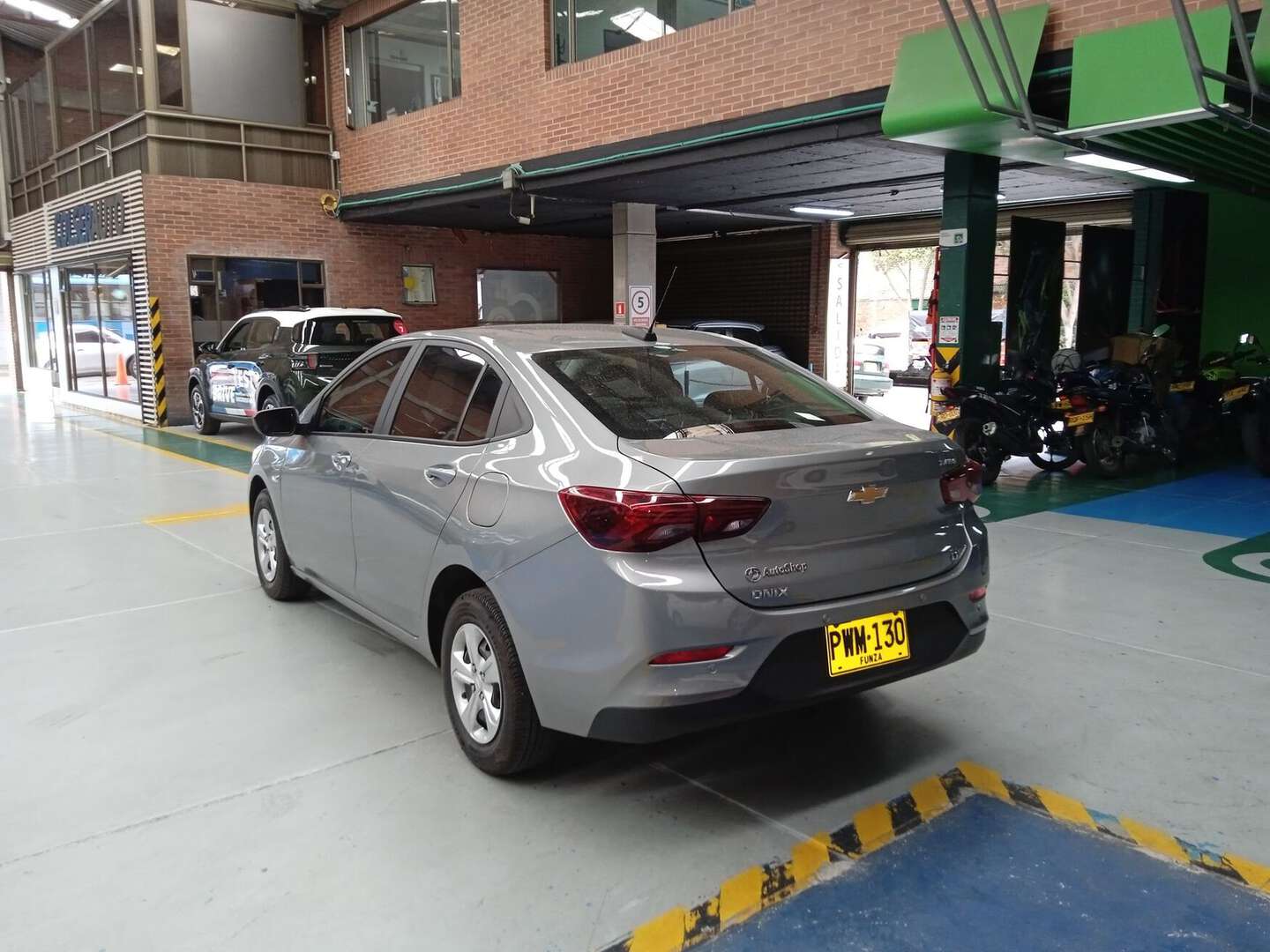 Chevrolet - Onix - 2025