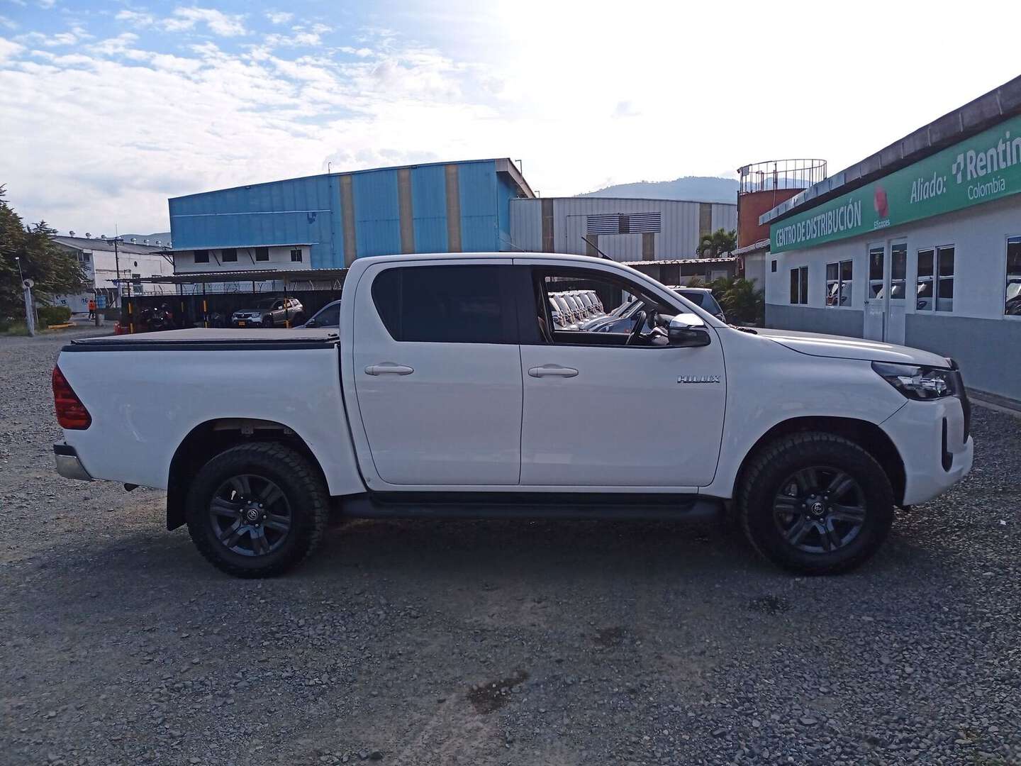 Toyota - Hilux - 2022
