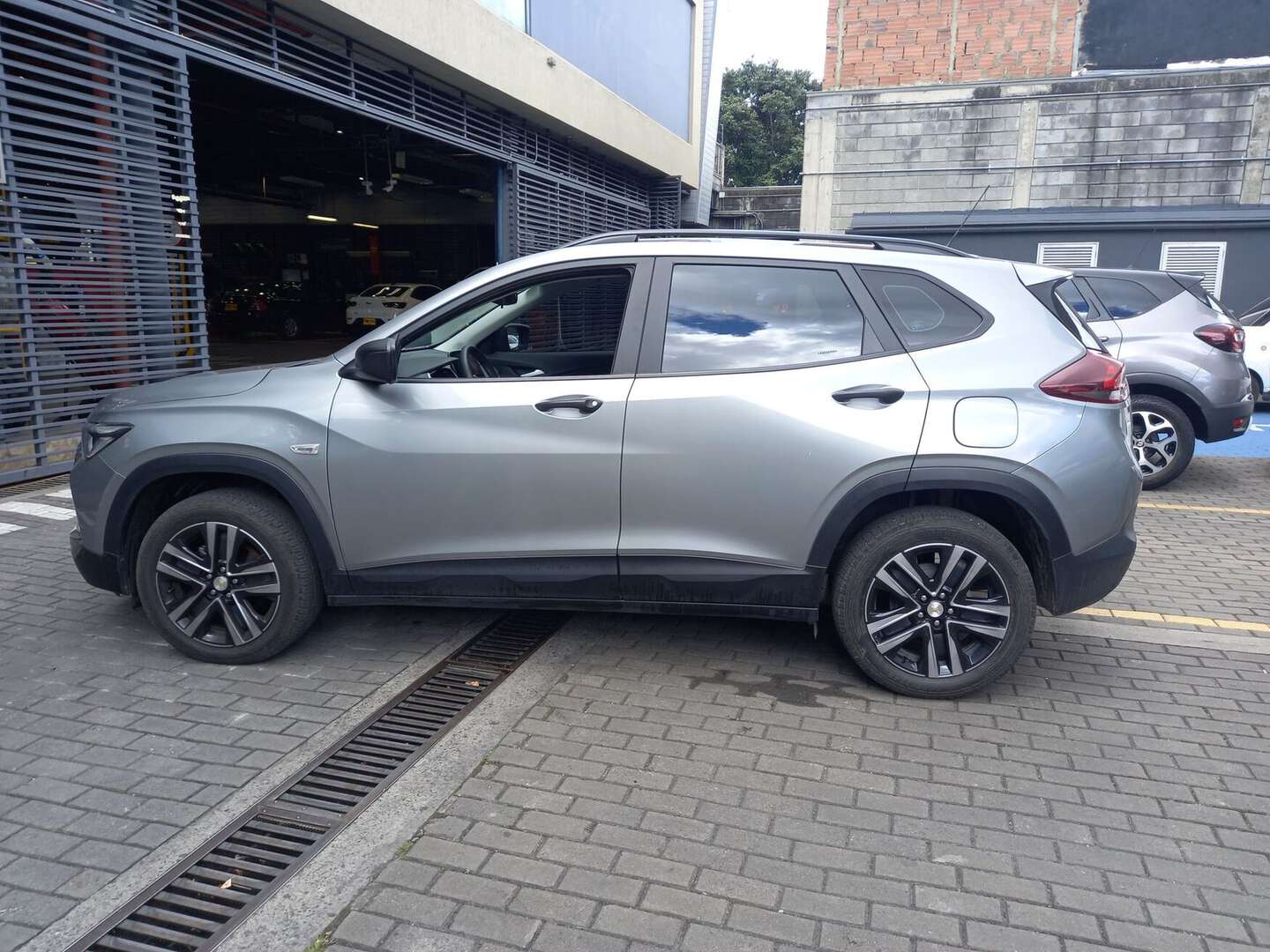 Chevrolet - Tracker - 2025