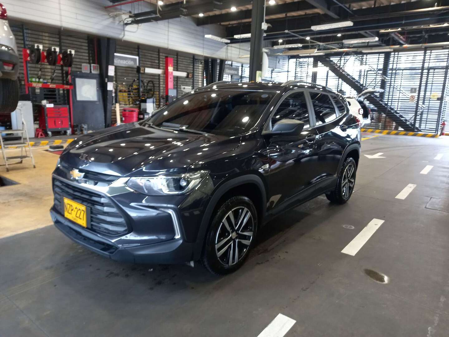 Chevrolet - Tracker - 2025