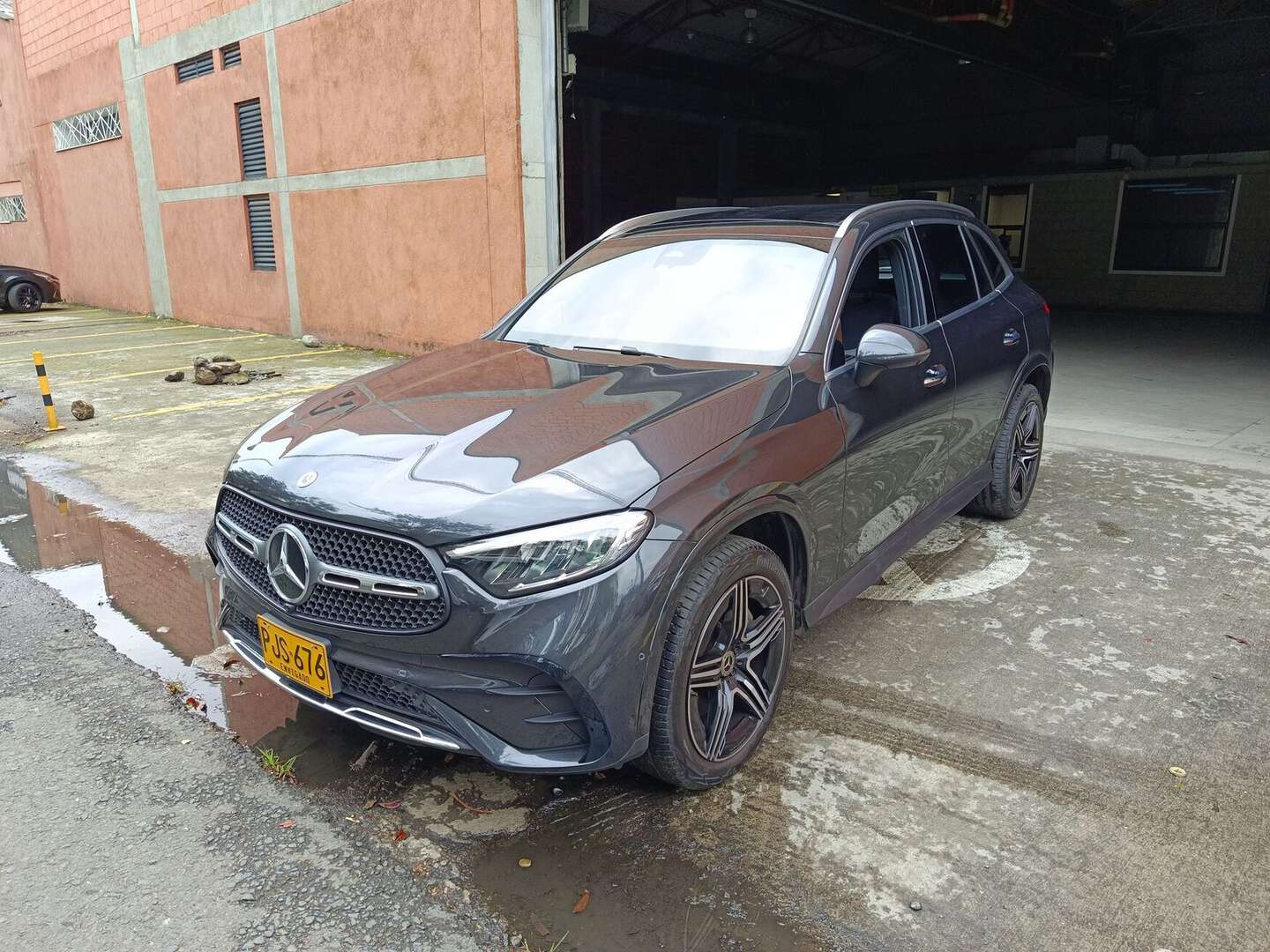 Mercedes Benz - GLC300 - 2026