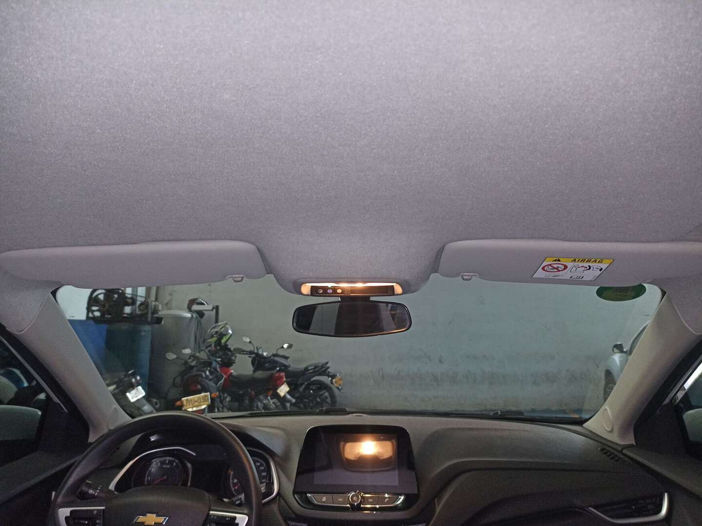 Chevrolet - Onix - 2025