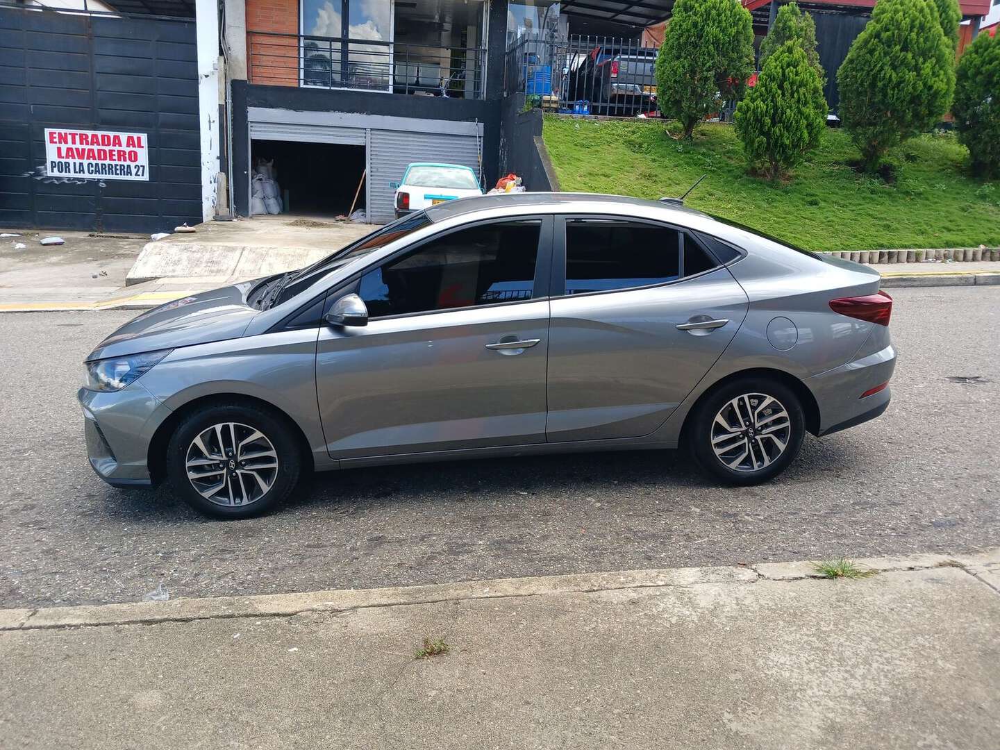 Hyundai - HB20S Accent - 2024