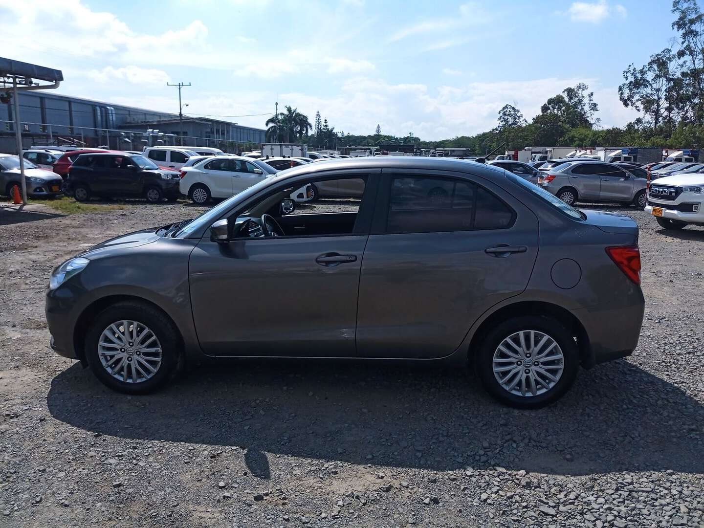 Suzuki - Swift - 2023