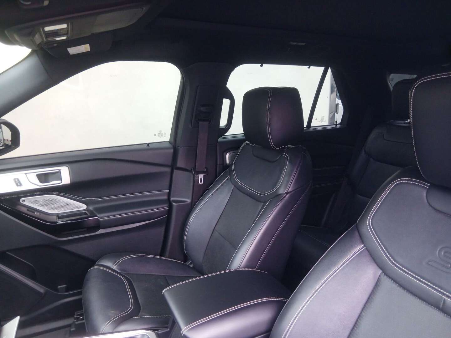 Ford - Explorer - 2023
