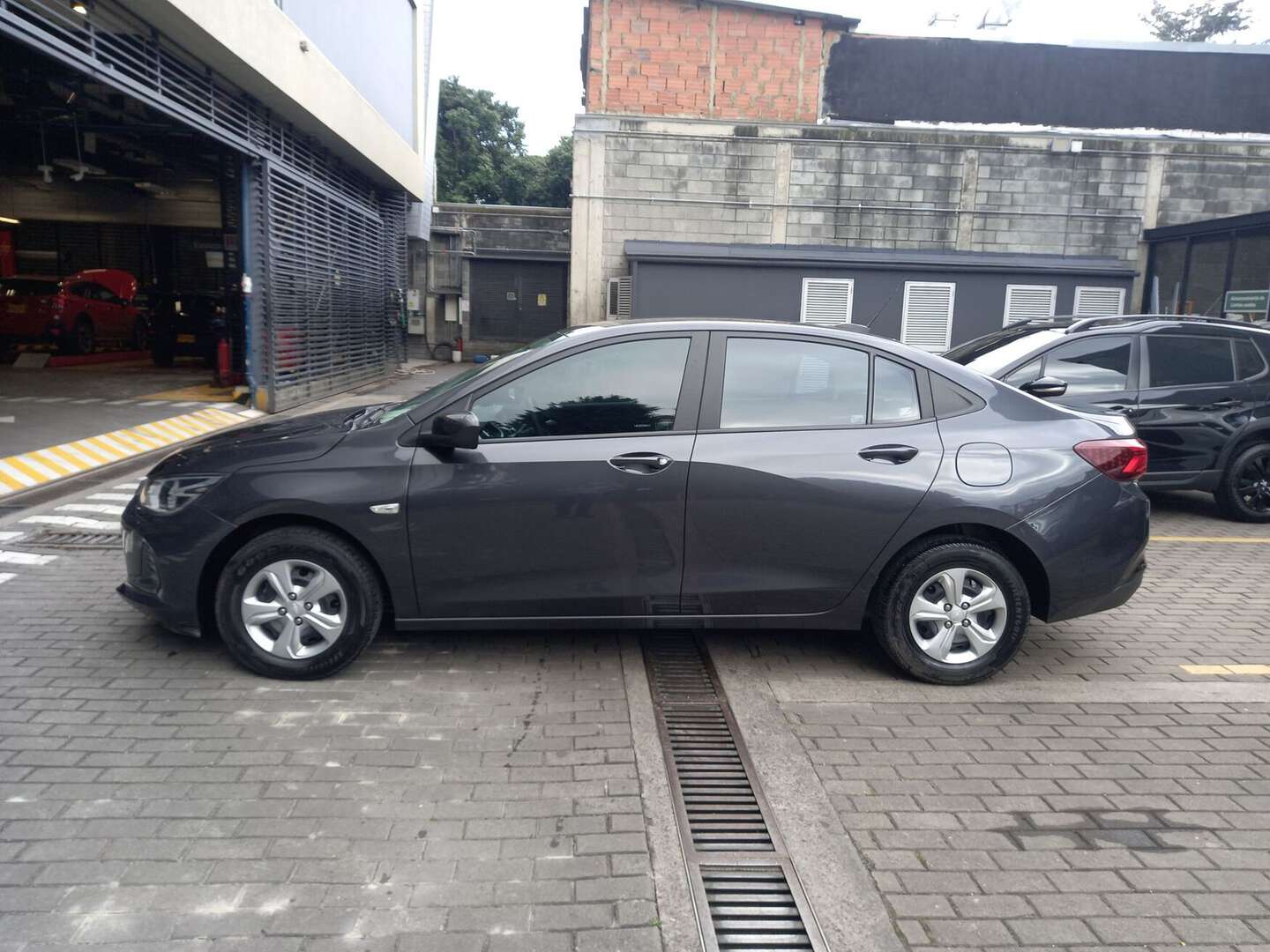 Chevrolet - Onix - 2025