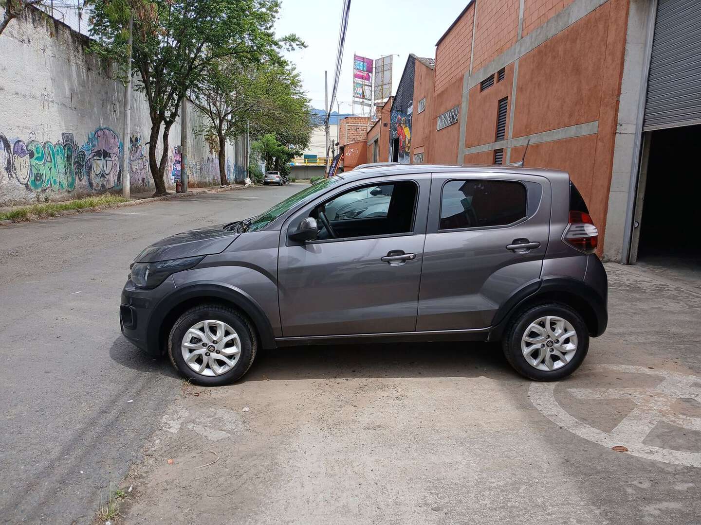 Fiat - Mobi - 2024