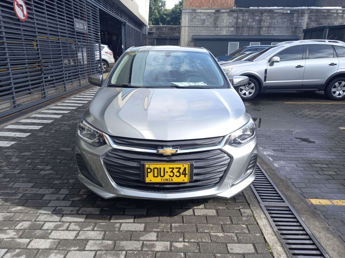 Chevrolet - Onix - 2025