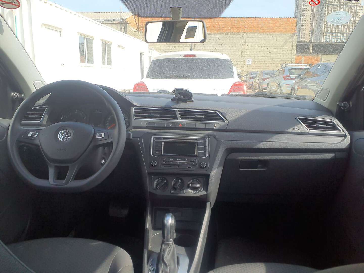Volkswagen - Voyage - 2022