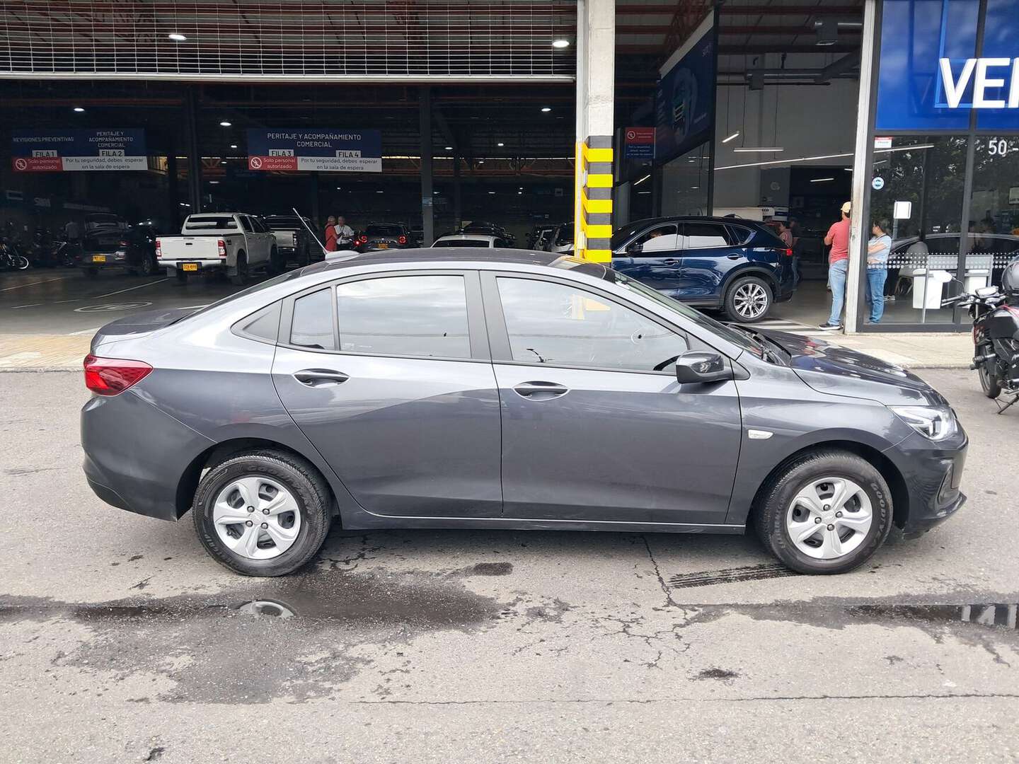 Chevrolet - Onix - 2025