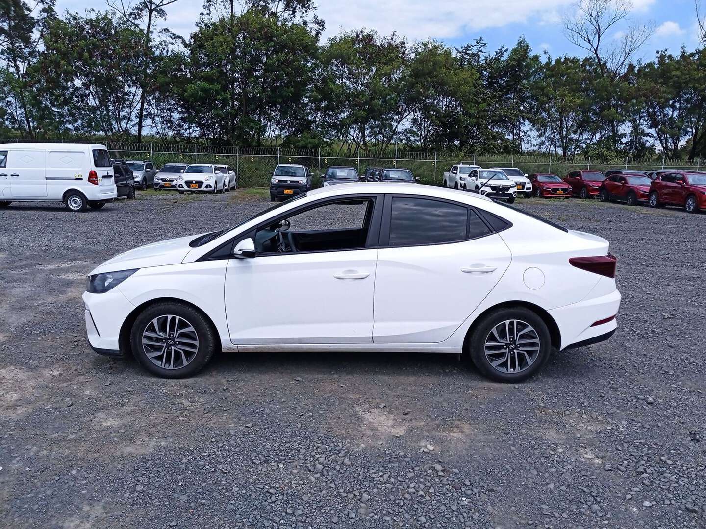 Hyundai - Accent - 2024