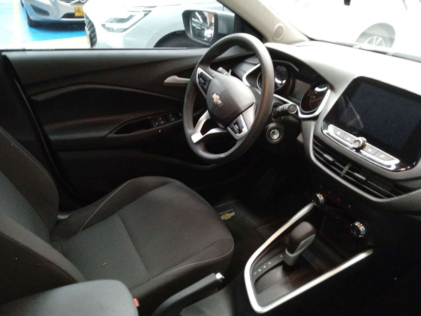 Chevrolet - Onix - 2025