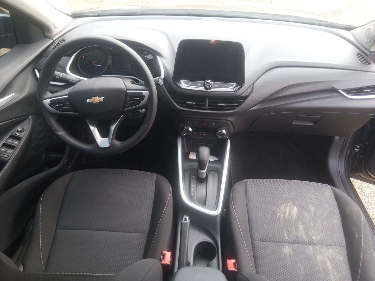 Chevrolet - Onix - 2025