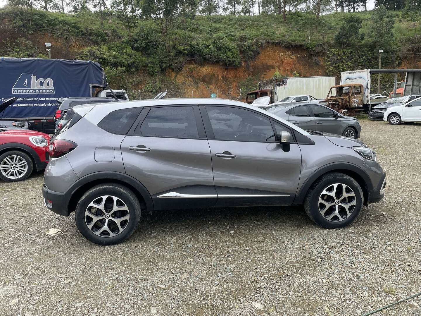 Renault - Captur - 2022