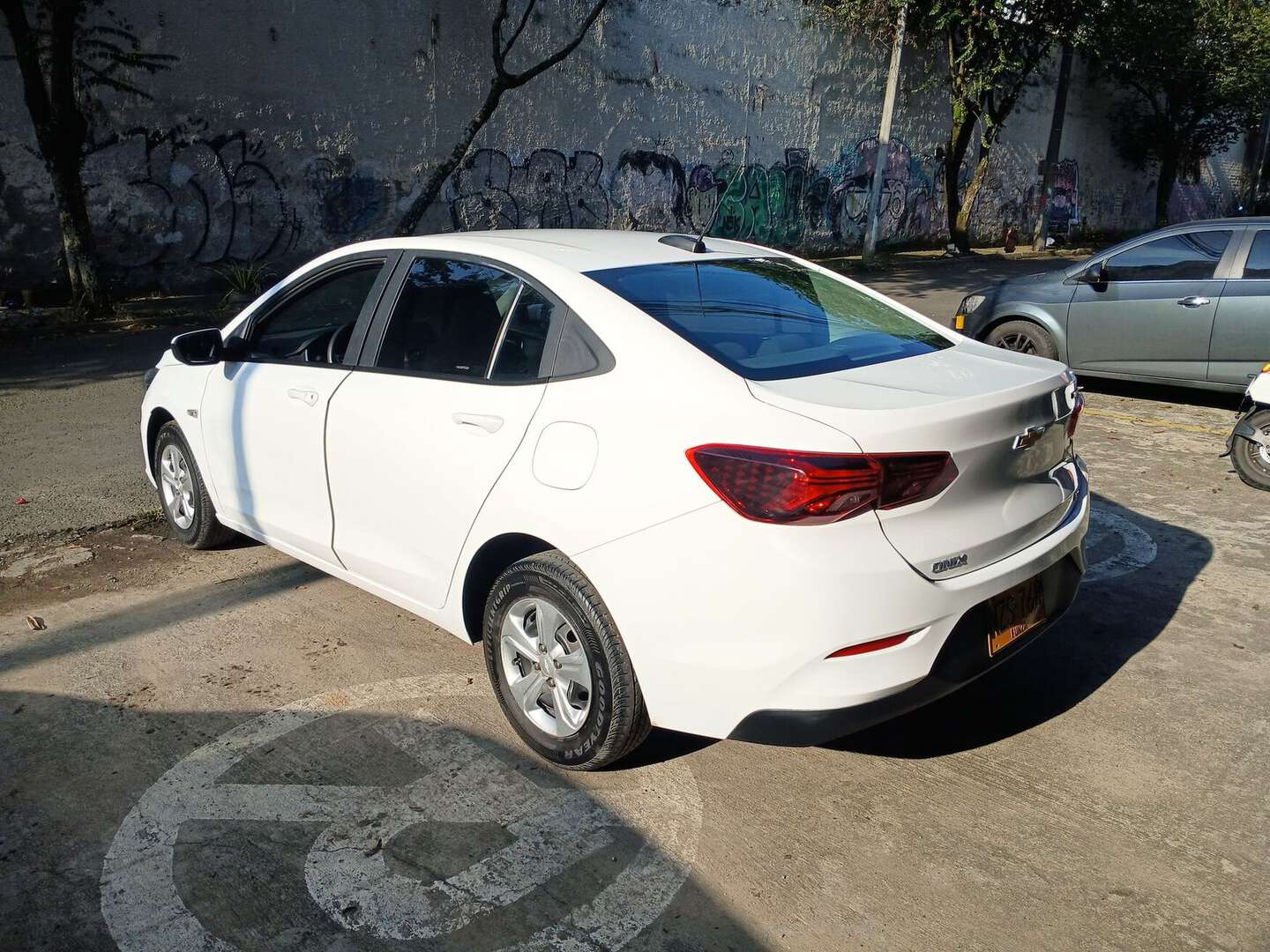 Chevrolet - Onix - 2025