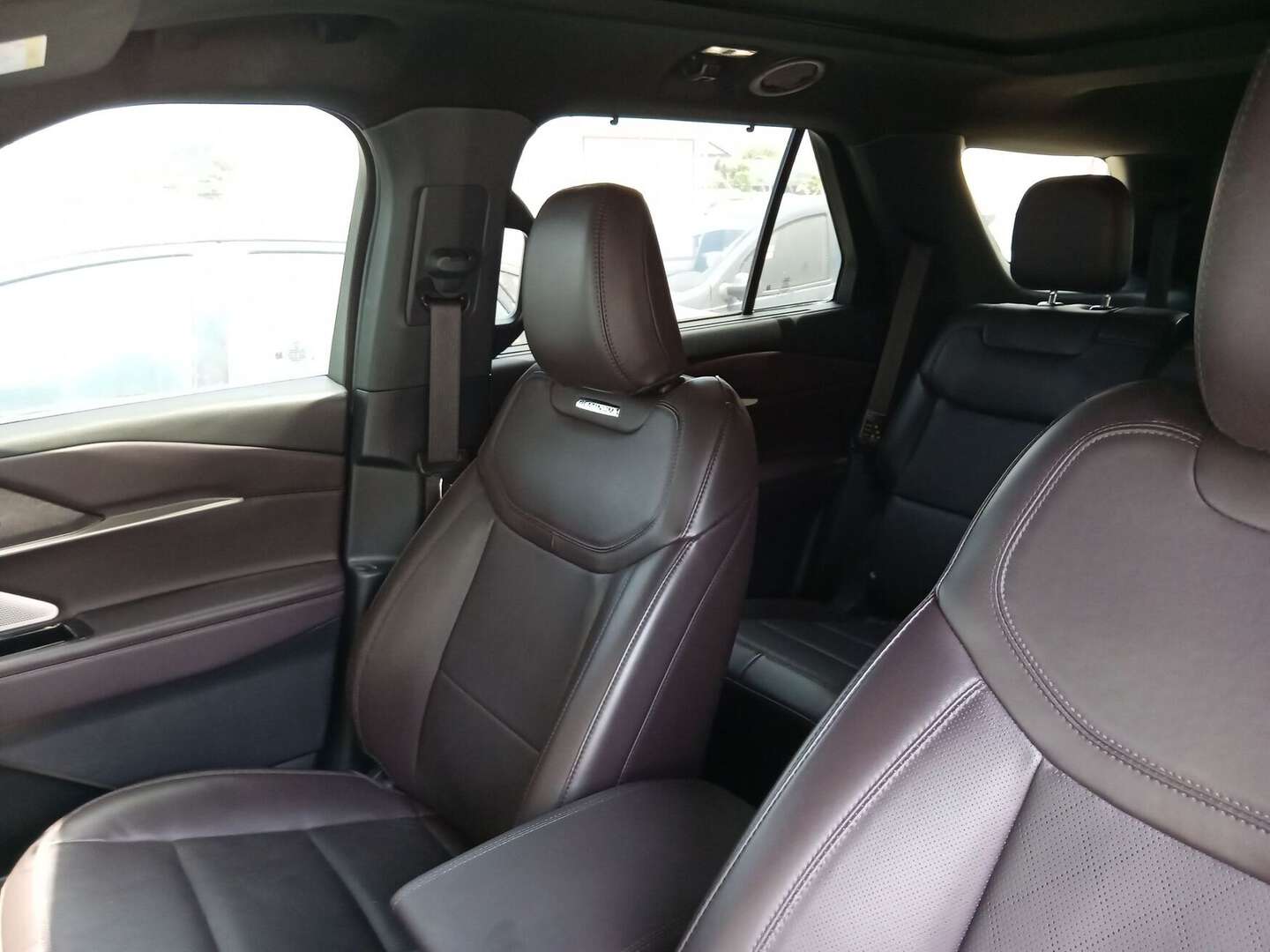 Ford - Explorer - 2025